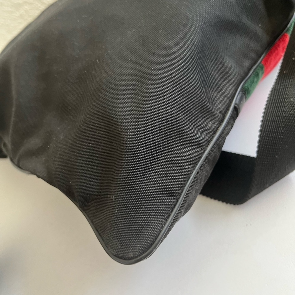 Gucci Black Messenger Bag with Red and Green Stripe - Picture 9 of 13